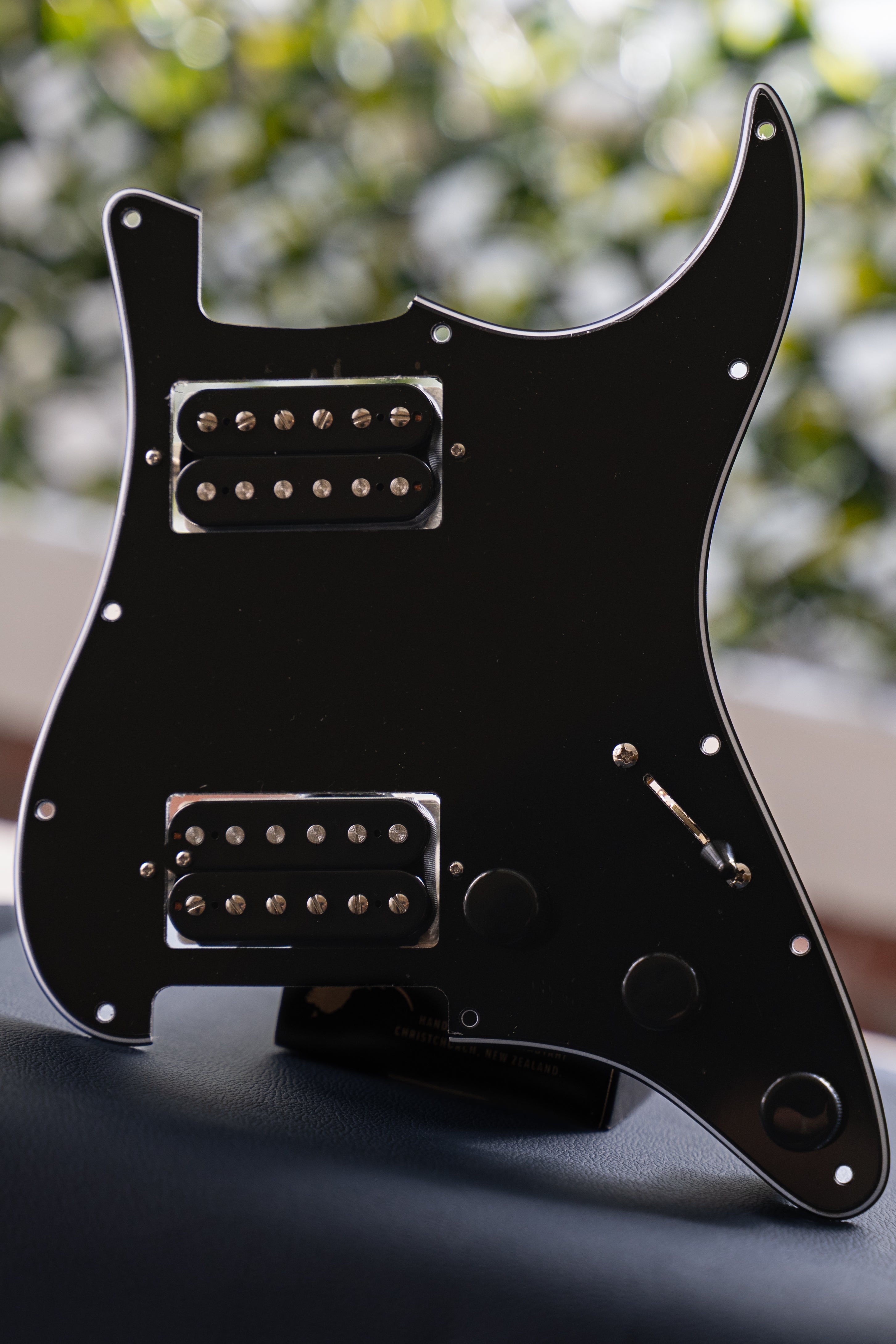 Custom Shop : Pickguard chargé HSS pour Strat®
